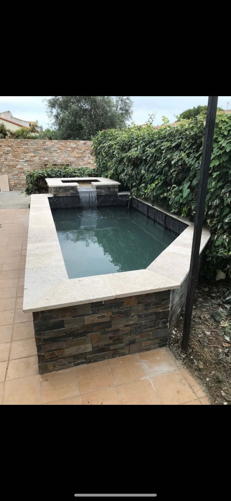 Bassin à poisson à Lunel dans l'Hérault