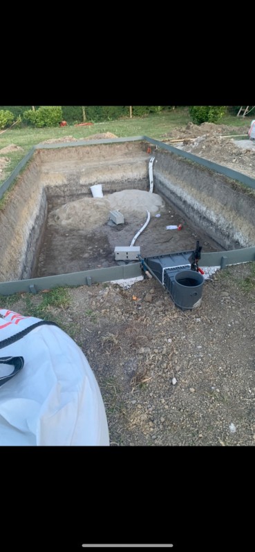 Etape de réalisation d'un bassin de baignade